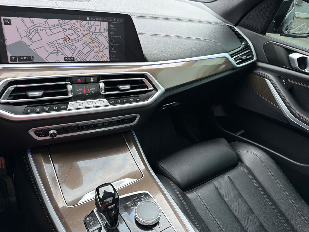 Used 2022 BMW X5 xDrive40i w/ Premium Package AWD/4WD image 27
