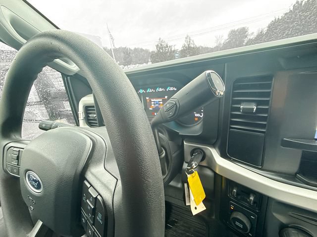 New 2026 Ford F550 4x4 Regular Cab Super Duty image 18