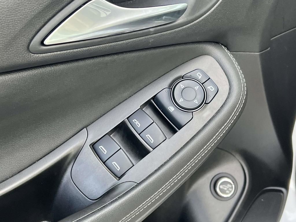 Used 2024 Buick Encore GX Preferred w/ Comfort Package image 14