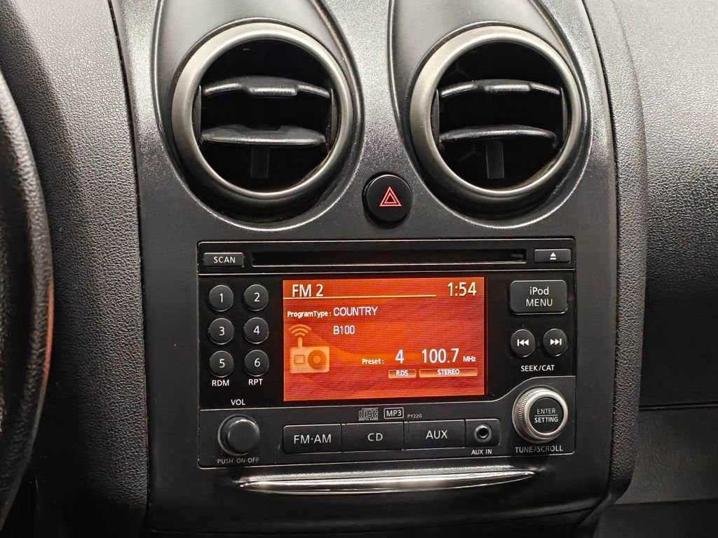 Used 2011 Nissan Rogue SV image 6