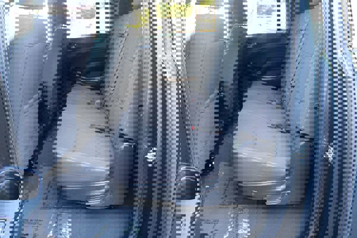 Used 2019 Chevrolet Suburban LS w/ All-Season Package image 16