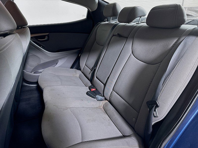 Used 2016 Hyundai Elantra SE image 19