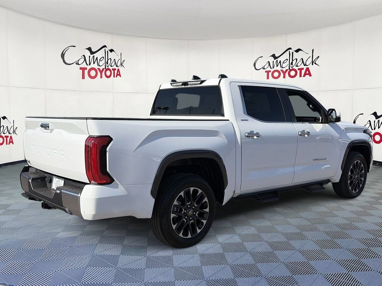 New 2026 Toyota Tundra Limited AWD/4WD image 7