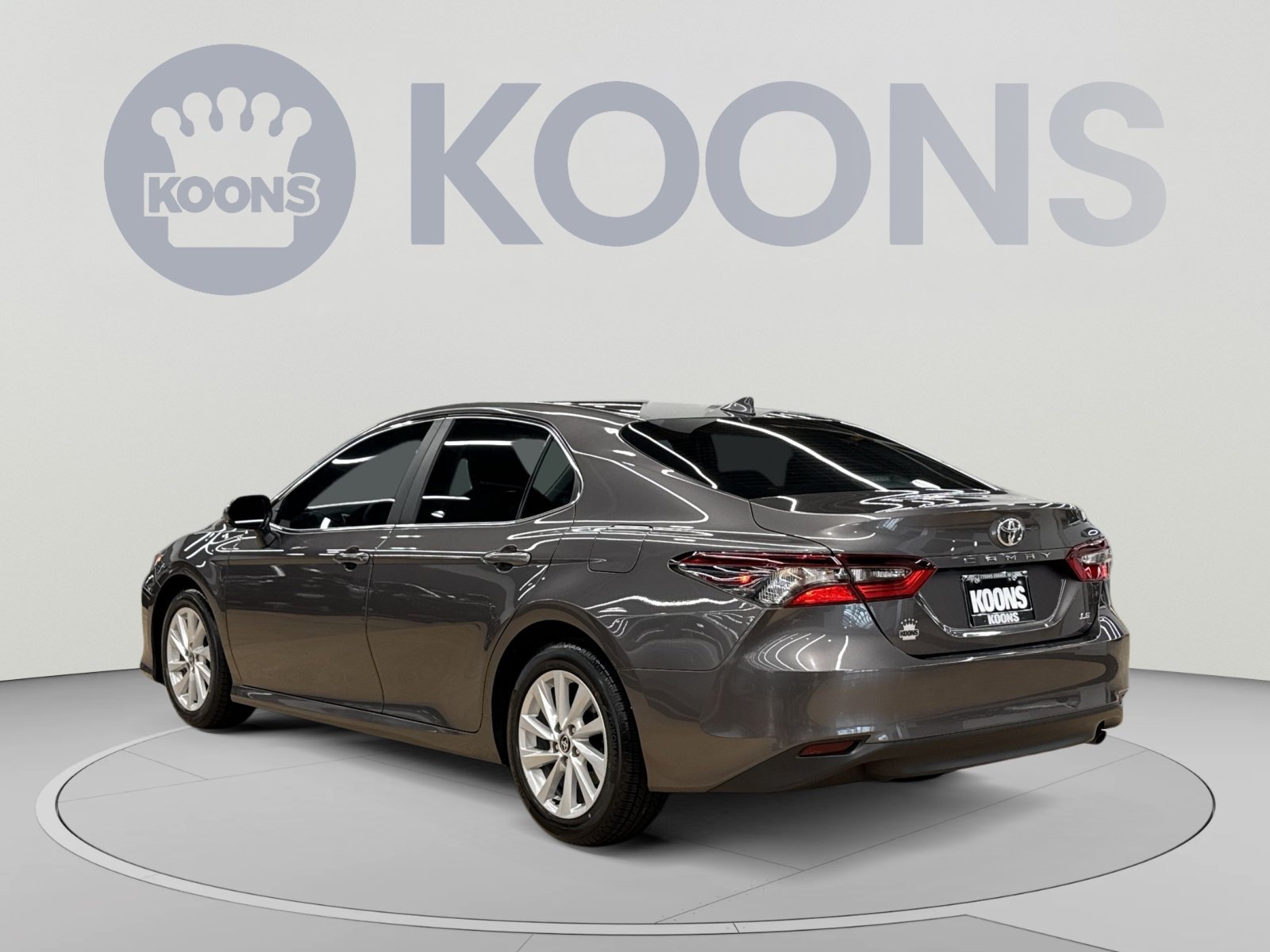 Used 2021 Toyota Camry LE FWD image 8