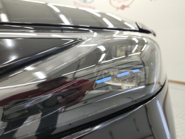 Used 2025 Toyota Camry XSE w/ Premium Package image 14