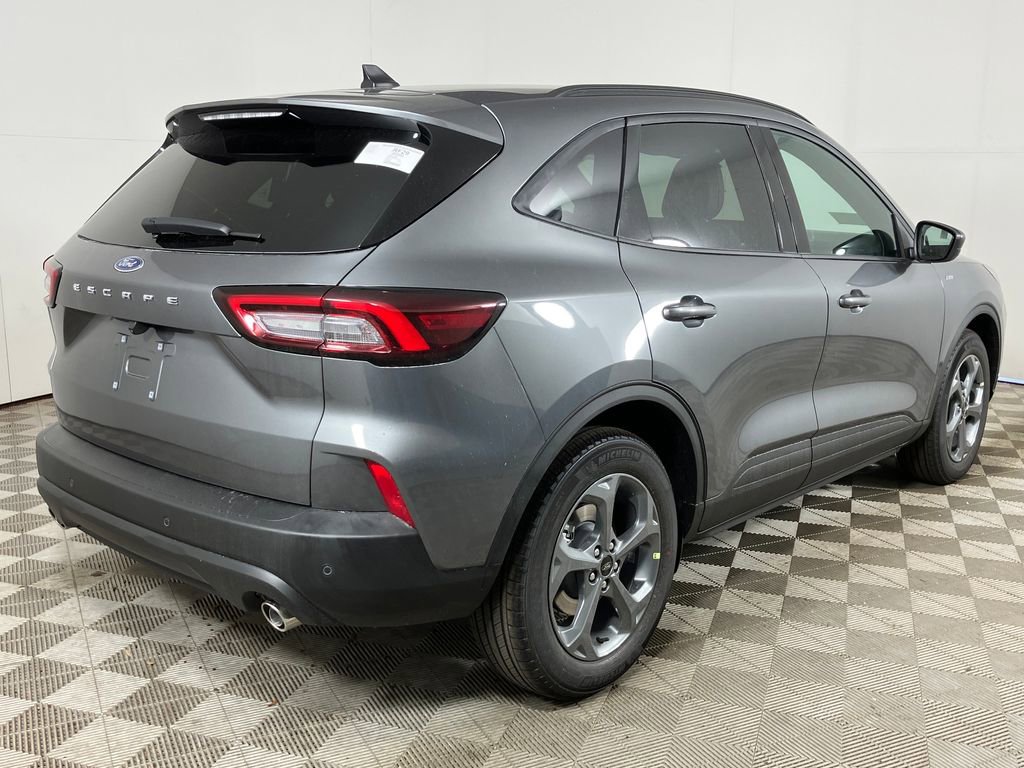 New 2026 Ford Escape ST-Line w/ Tech Pack #1 image 3