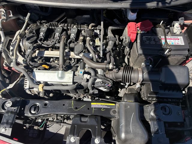 Used 2024 Nissan Versa SV FWD image 9
