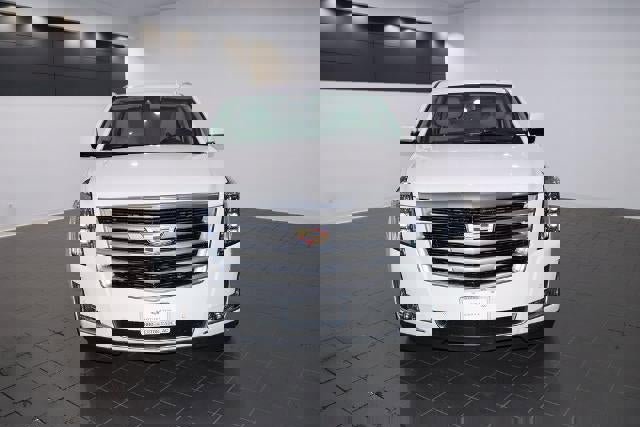 Used 2020 Cadillac Escalade Premium Luxury image 7