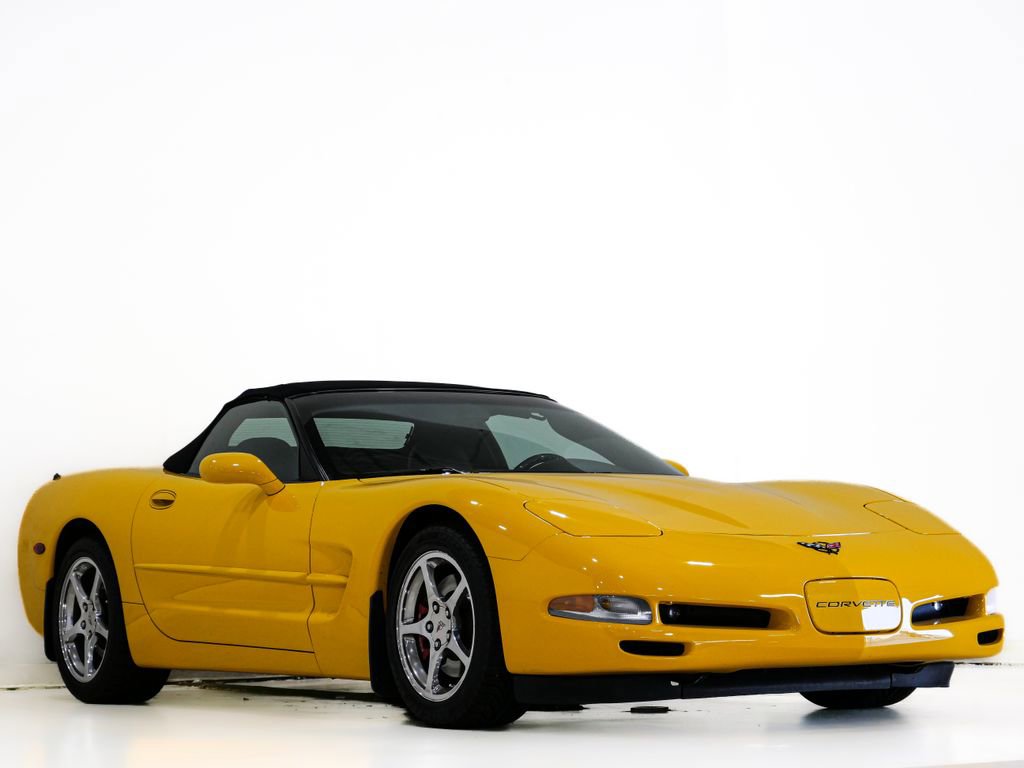 Used 2004 Chevrolet Corvette Convertible image 1
