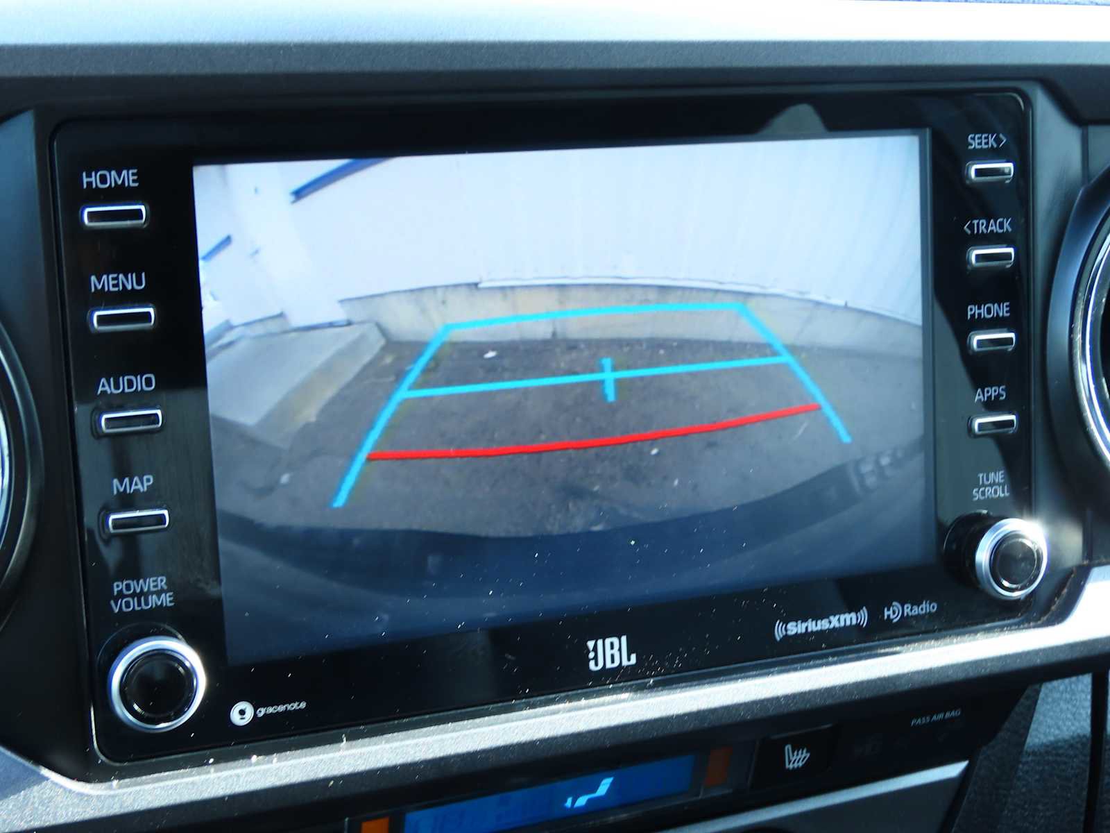 Used 2021 Toyota Tacoma TRD Off-Road image 31