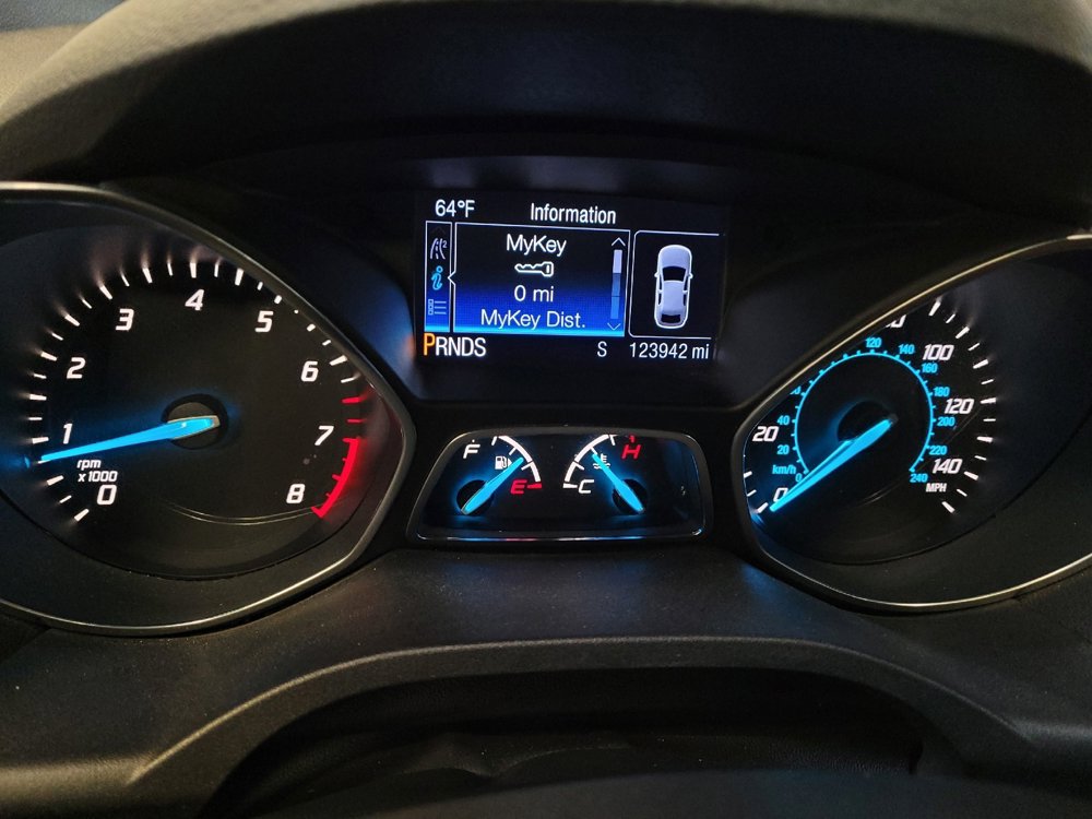 Used 2016 Ford Escape SE w/ SE Chrome Package FWD image 23