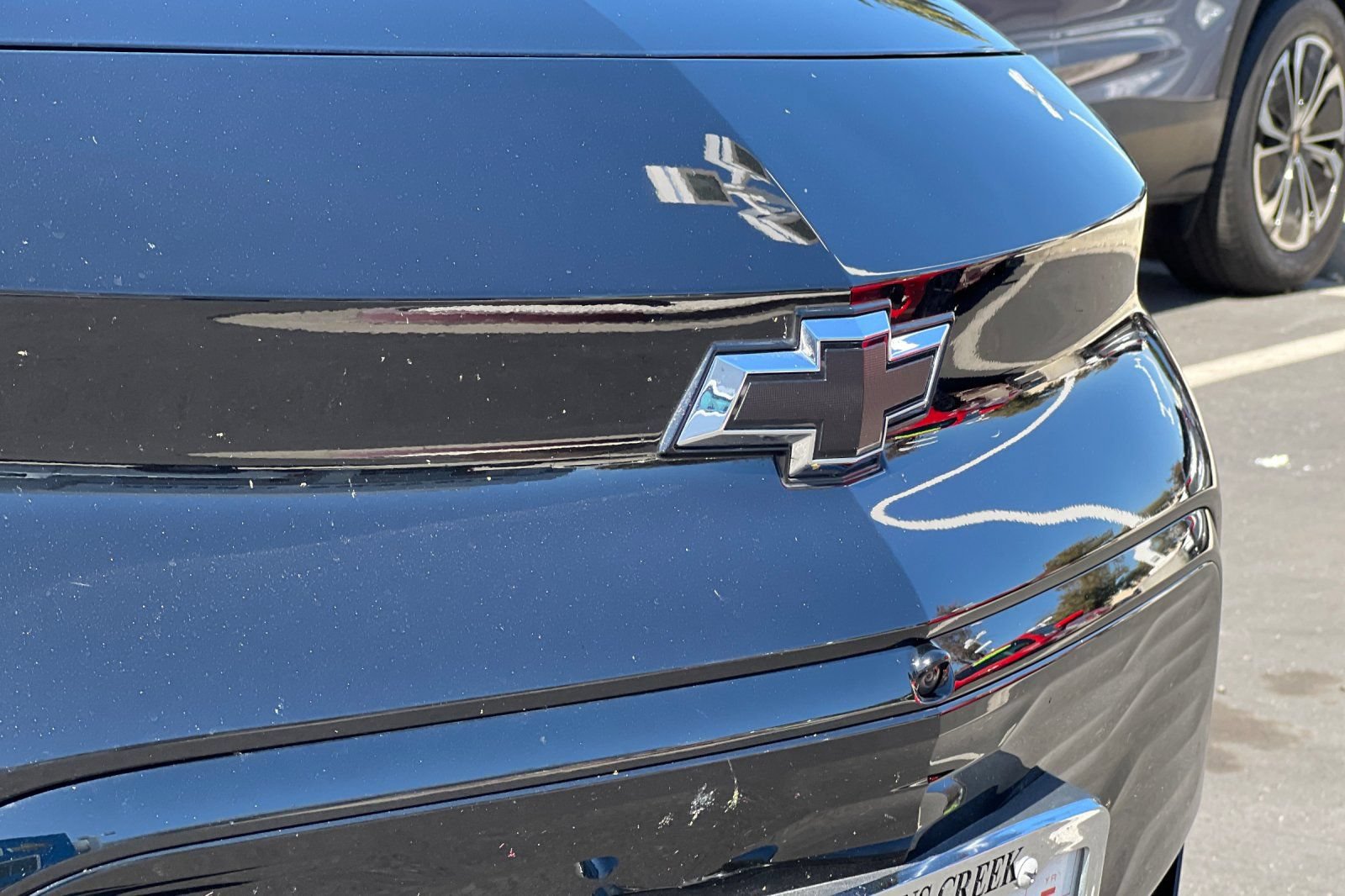 Used 2023 Chevrolet Bolt EUV Premier w/ Sun & Sound Package FWD image 46