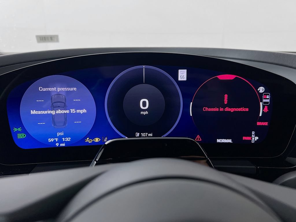 New 2026 Porsche Macan 4 Electric AWD/4WD image 13