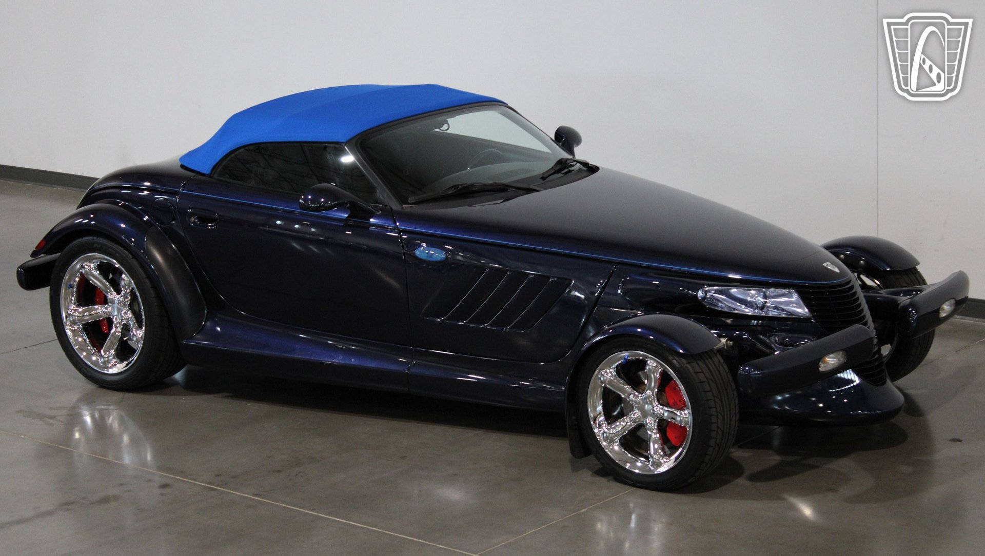 Used 2001 Chrysler Prowler RWD image 14