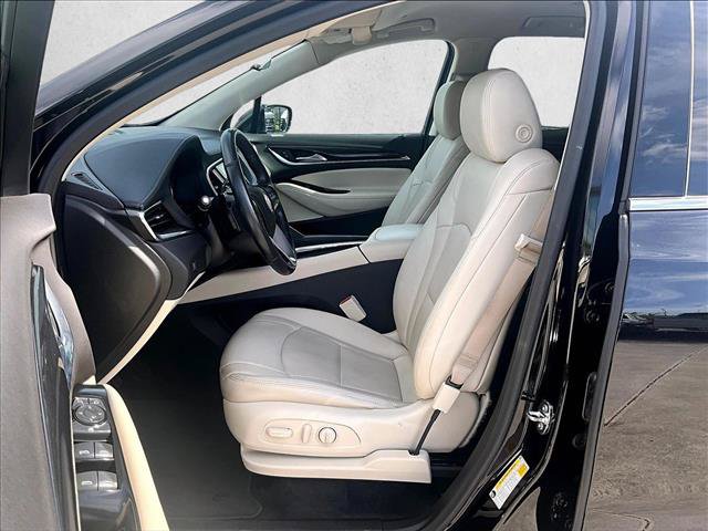 Used 2023 Buick Enclave Essence w/ Sport Touring Edition FWD image 27
