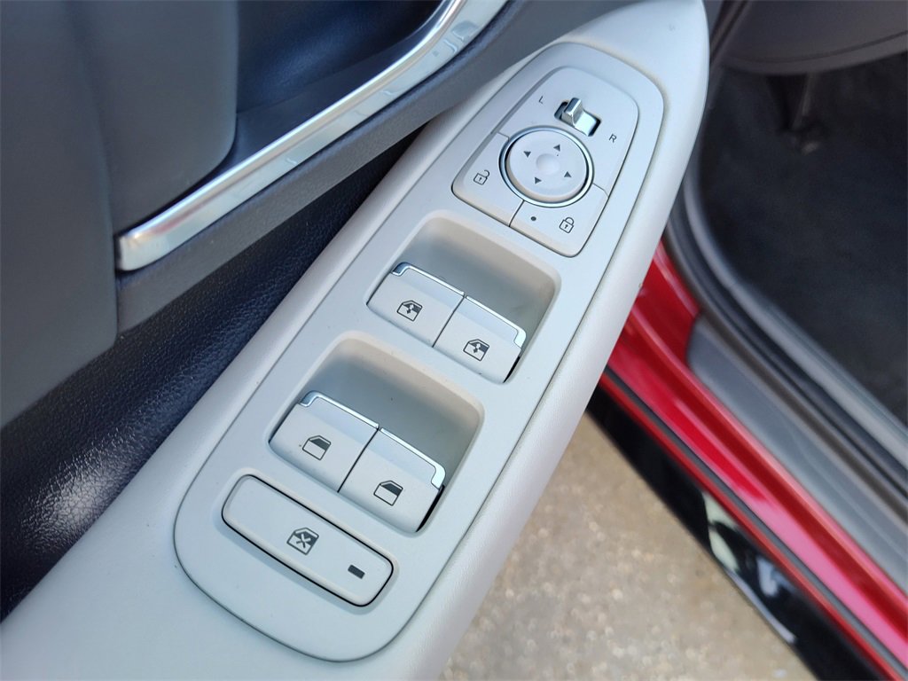 Used 2023 Hyundai Sonata SEL w/ Convenience Package image 18