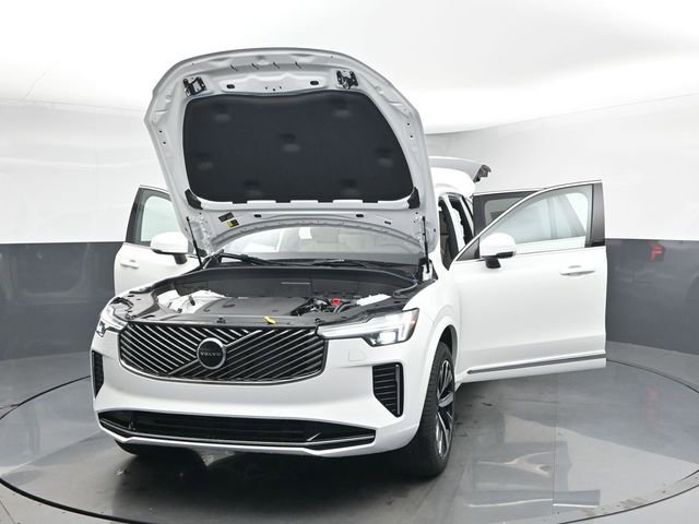 New 2026 Volvo XC90 B6 Core w/ Protection Package Premier image 53