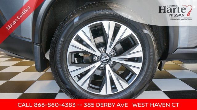 Used 2023 Nissan Rogue SV image 84