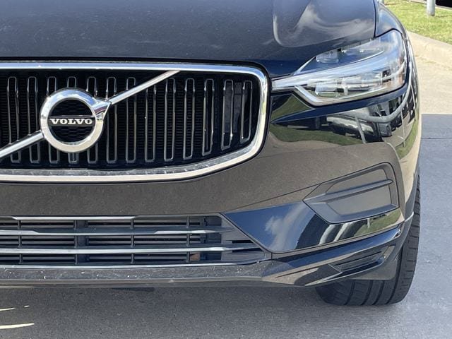Used 2019 Volvo XC60 T5 Momentum w/ Protection Package Premier FWD image 8