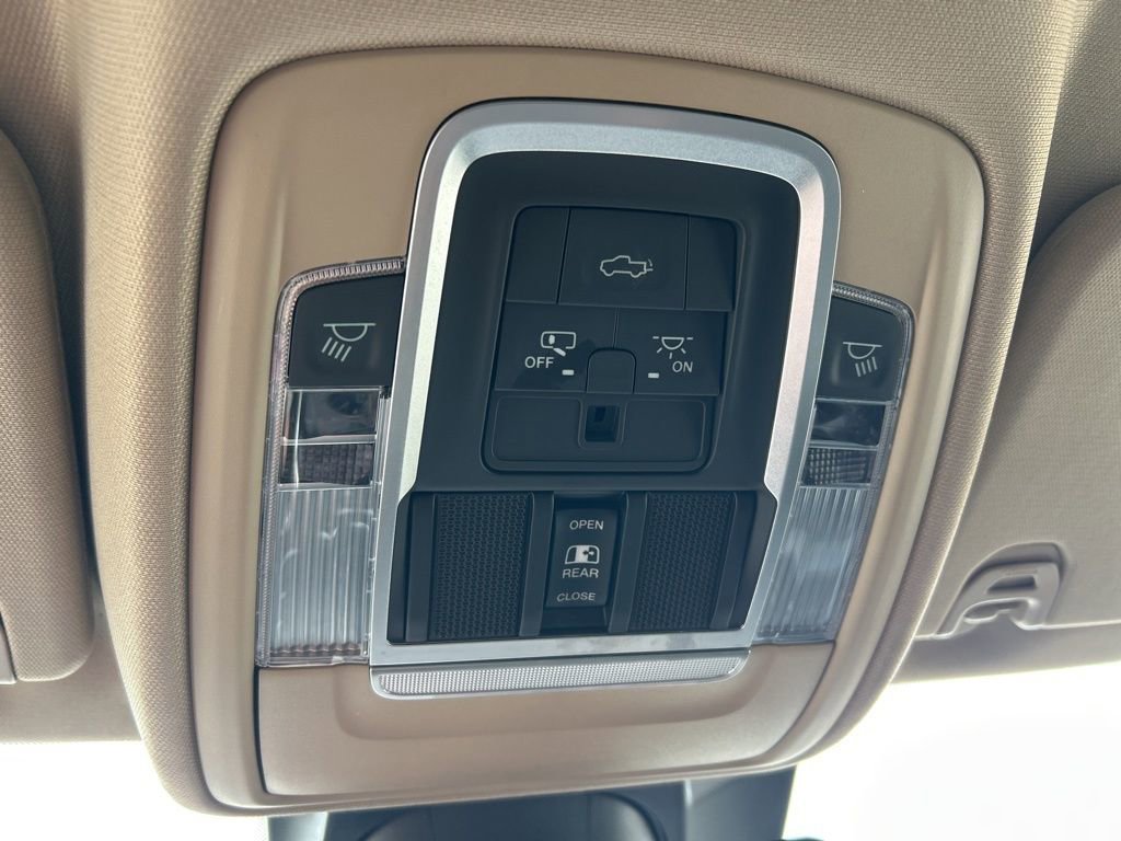 Used 2021 RAM 1500 Laramie image 38
