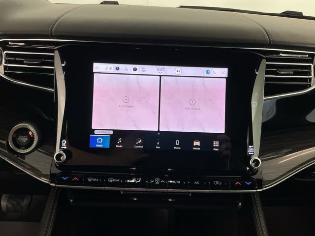 Used 2022 Jeep Wagoneer Series III w/ Rear Seat Entertainment Group AWD/4WD image 18