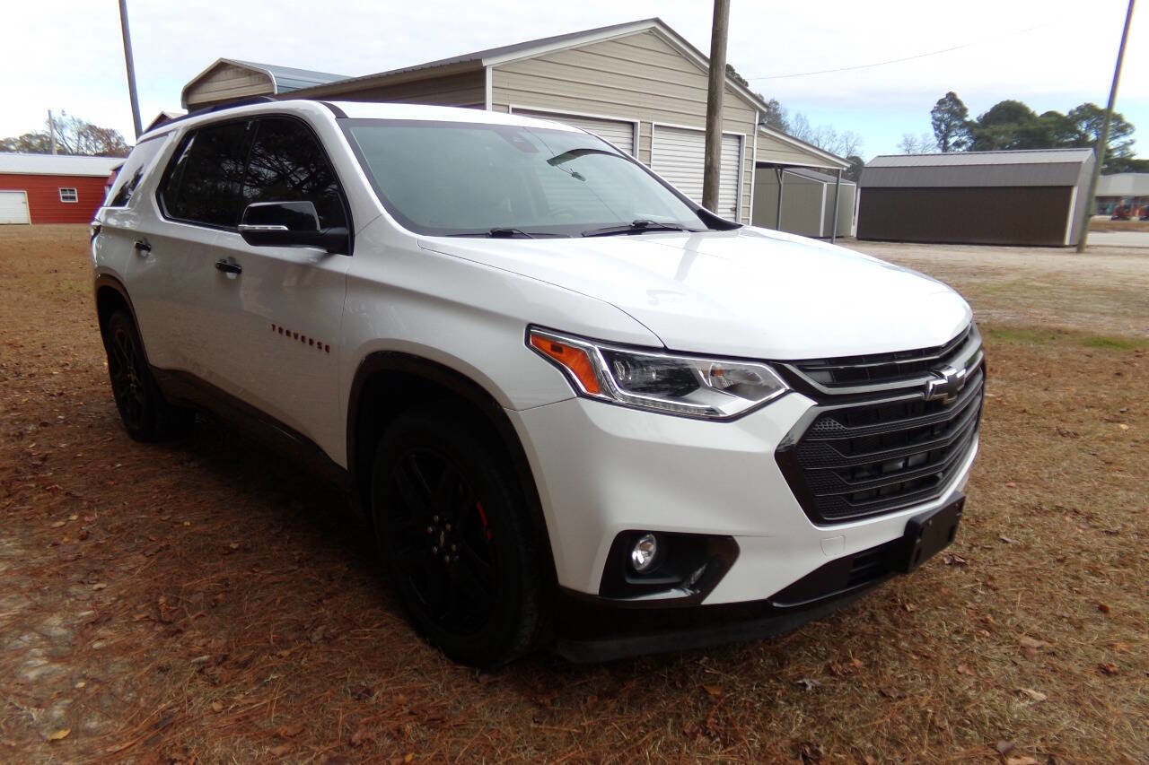 Used 2021 Chevrolet Traverse Premier w/ Redline Edition image 4