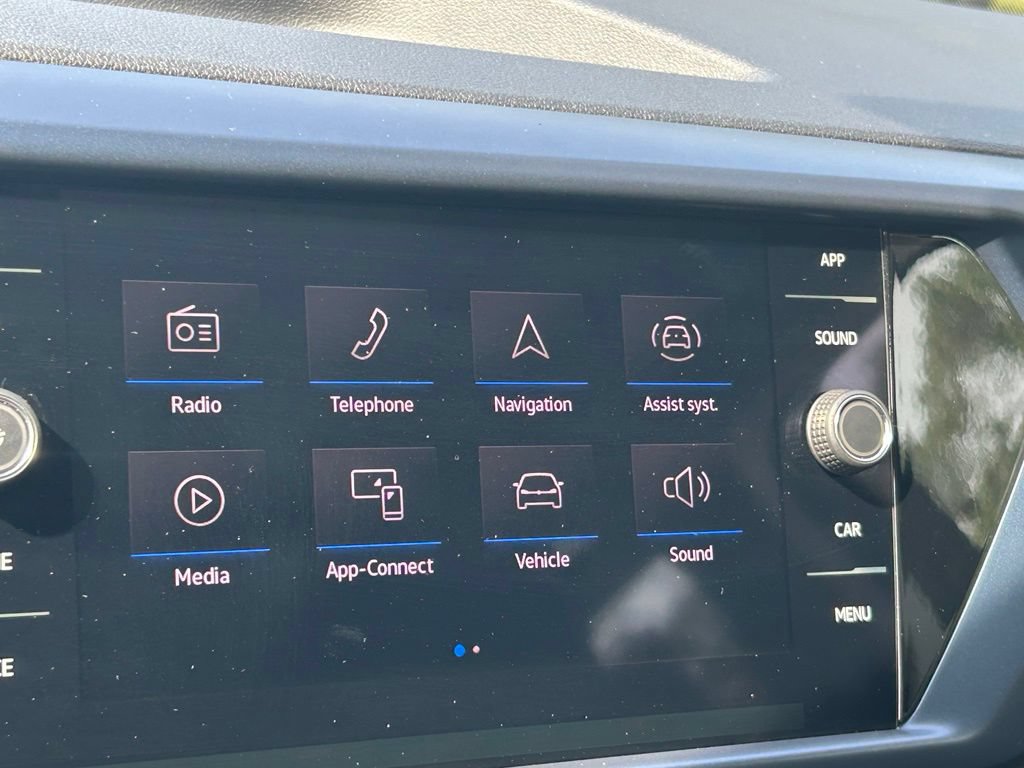 Certified 2023 Volkswagen Taos SE w/ Panoramic Sunroof Package FWD image 15