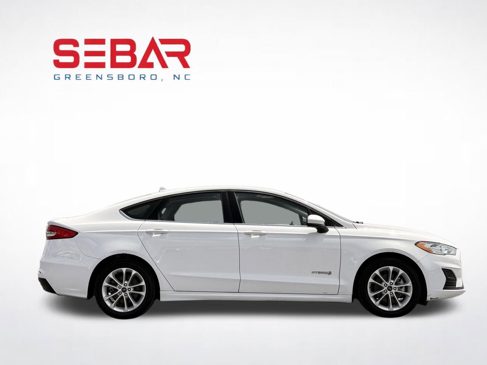 Used 2019 Ford Fusion SE FWD image 5