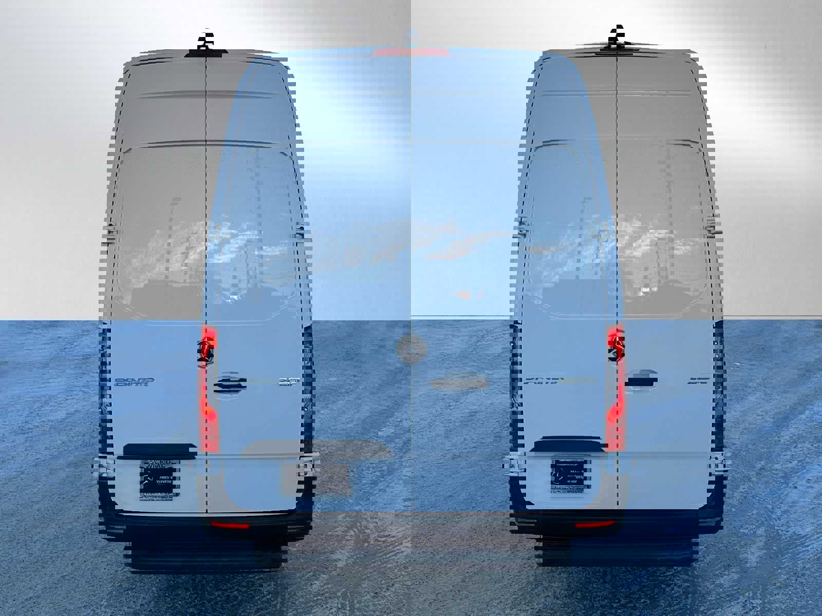 Used 2023 Mercedes-Benz Sprinter 2500 image 4