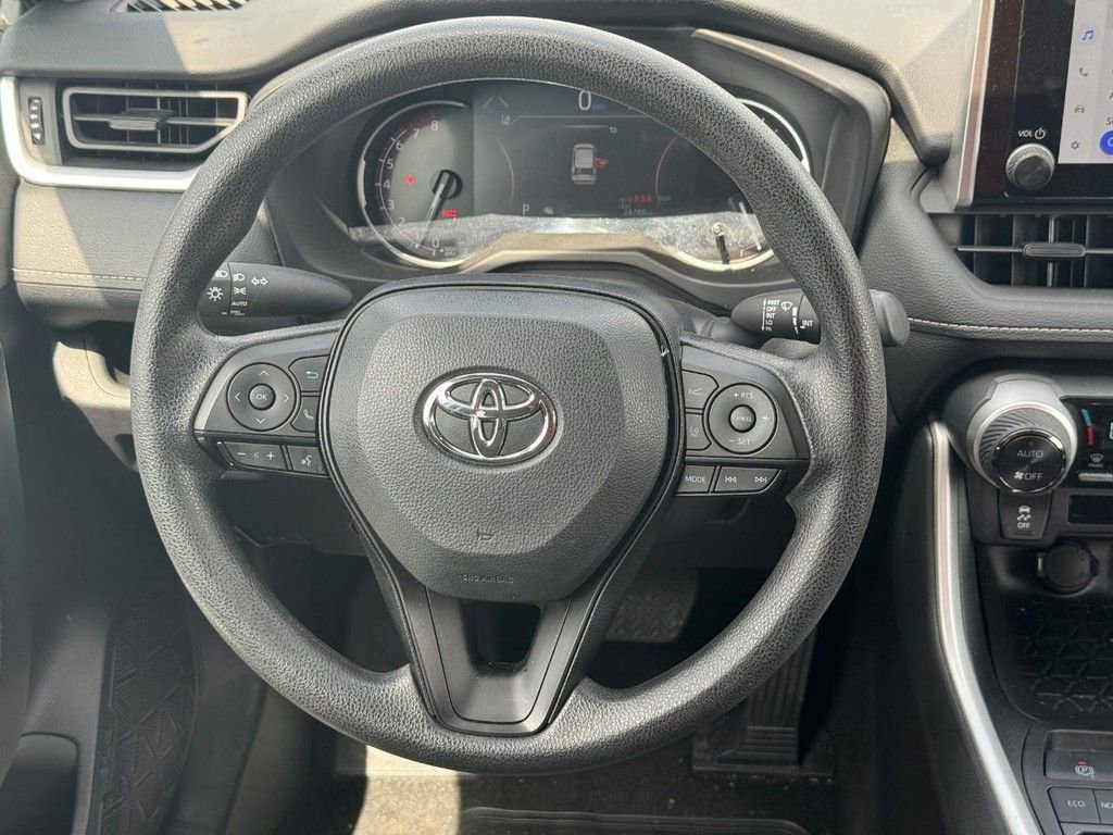 Certified 2025 Toyota RAV4 XLE FWD image 14