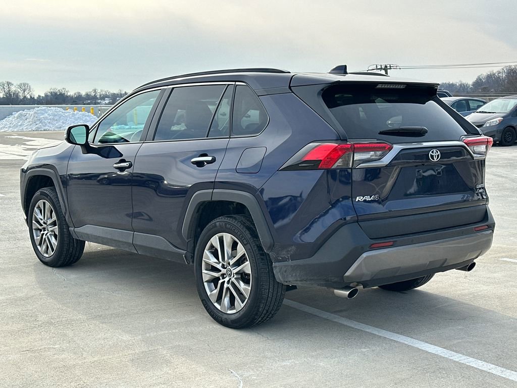 Certified 2020 Toyota RAV4 Limited image 3
