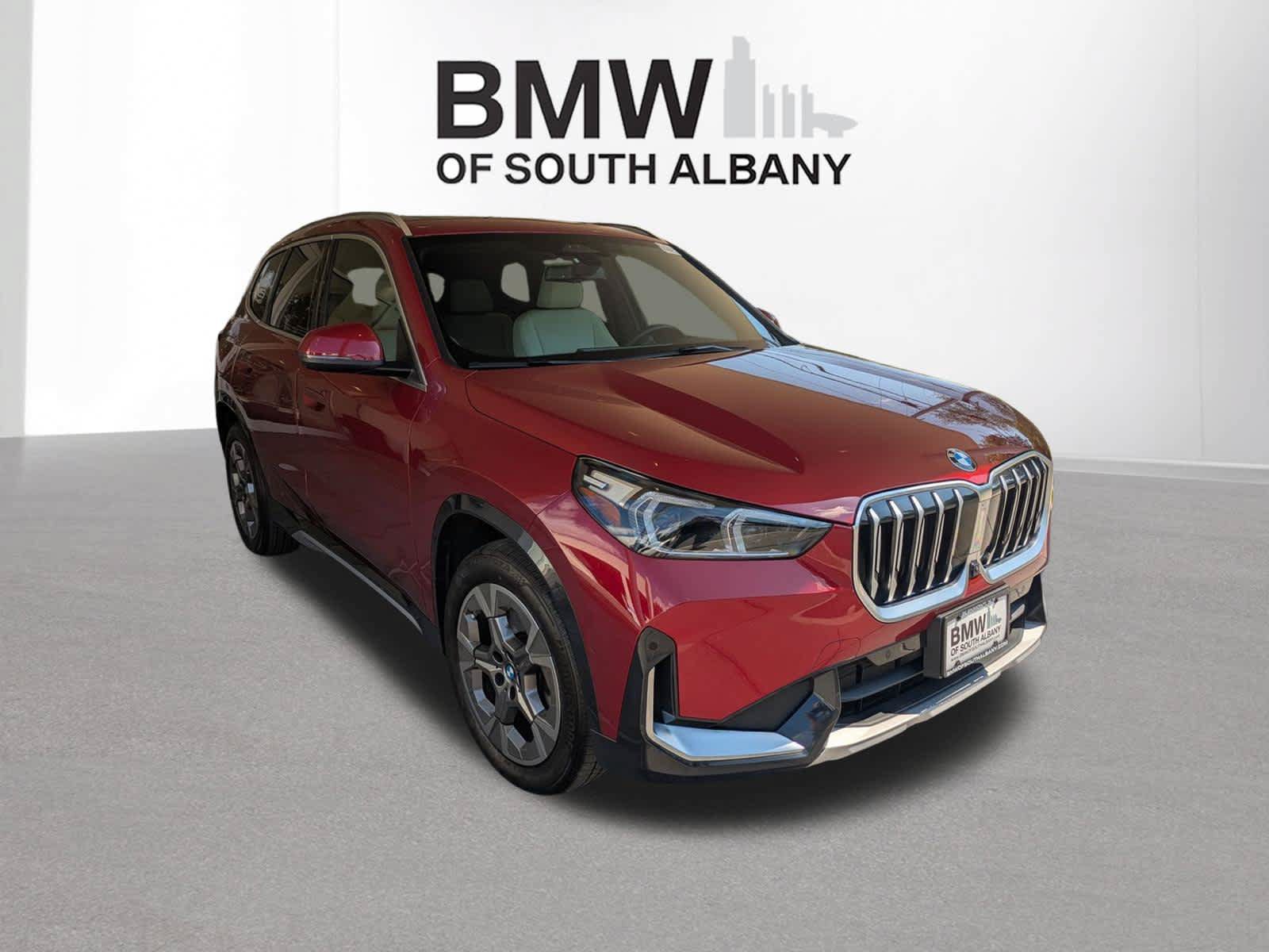 Used 2026 BMW X1 xDrive28i w/ Technology Package AWD/4WD image 1