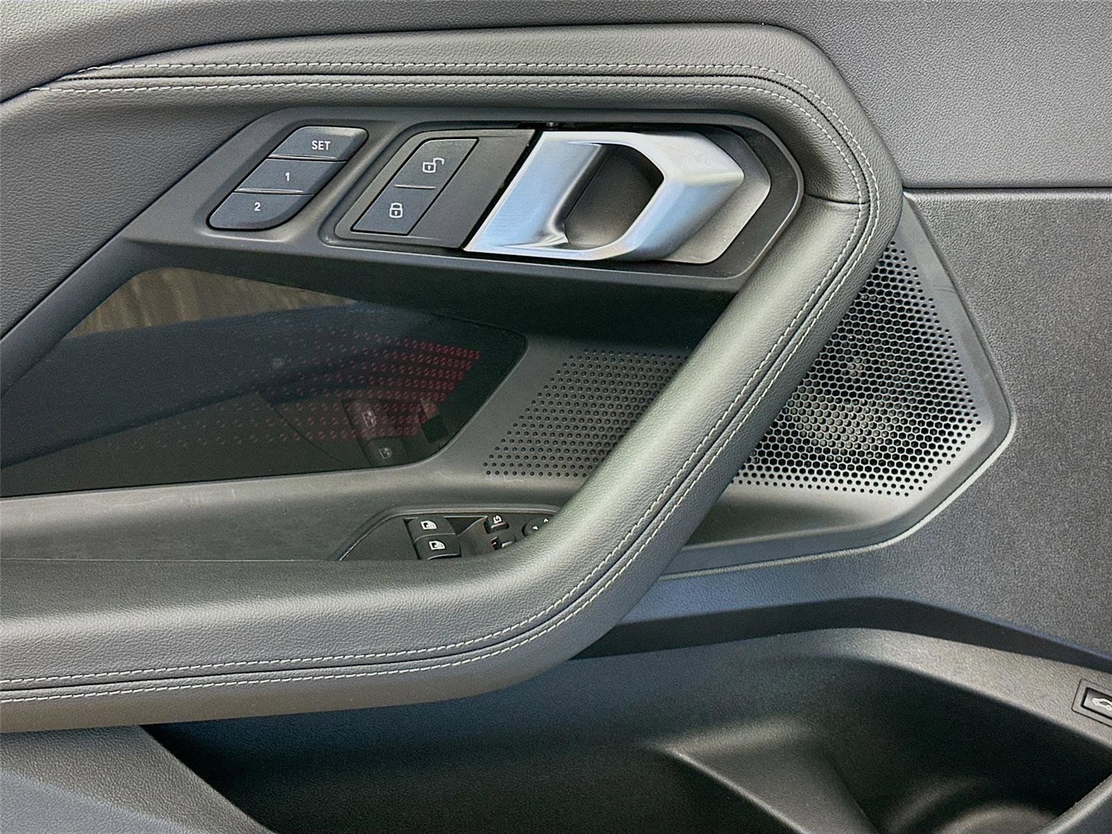 Used 2025 BMW M240i xDrive Coupe w/ Premium Package image 18