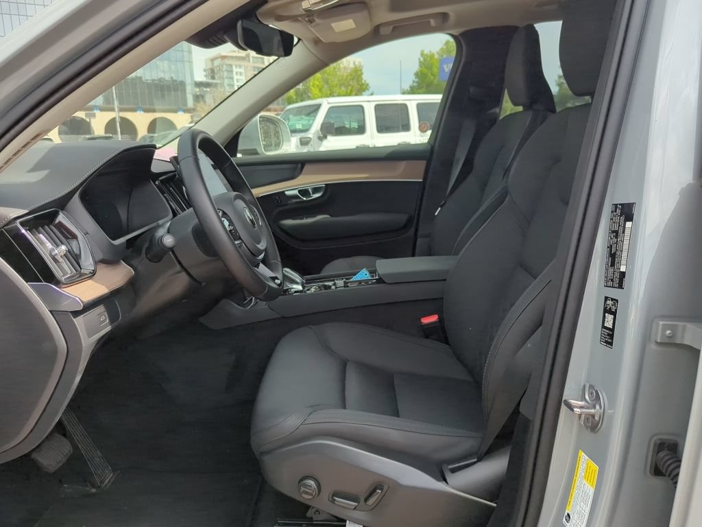Used 2026 Volvo XC90 B6 Plus AWD/4WD image 11