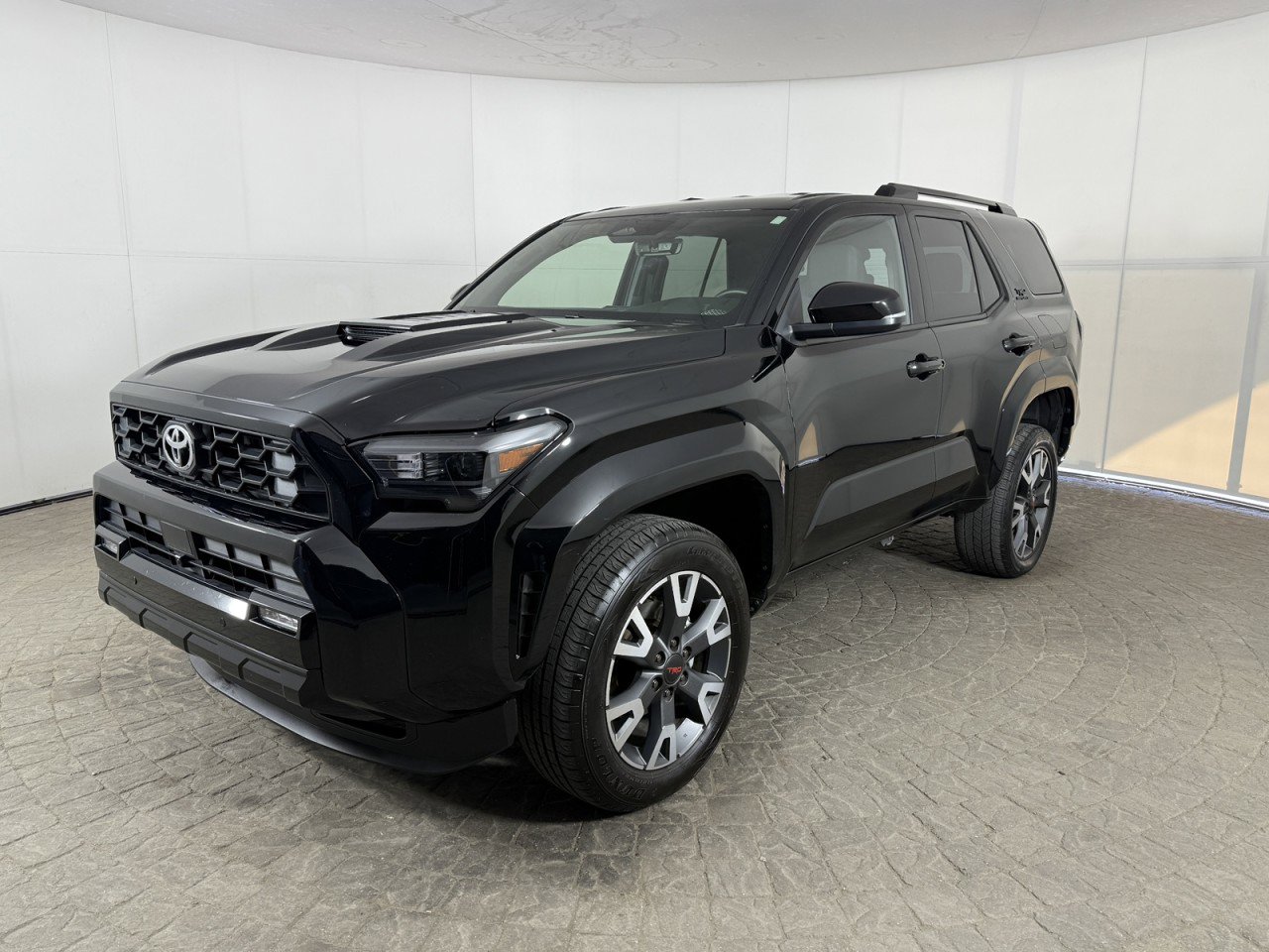 Used 2025 Toyota 4Runner 4WD image 4