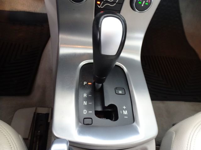 Used 2007 Volvo C70 T5 image 10