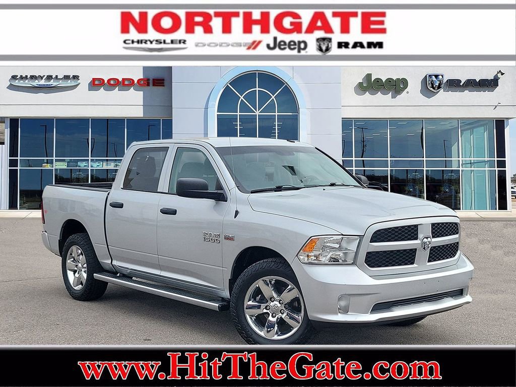Used 2017 RAM 1500 Express AWD/4WD image 1