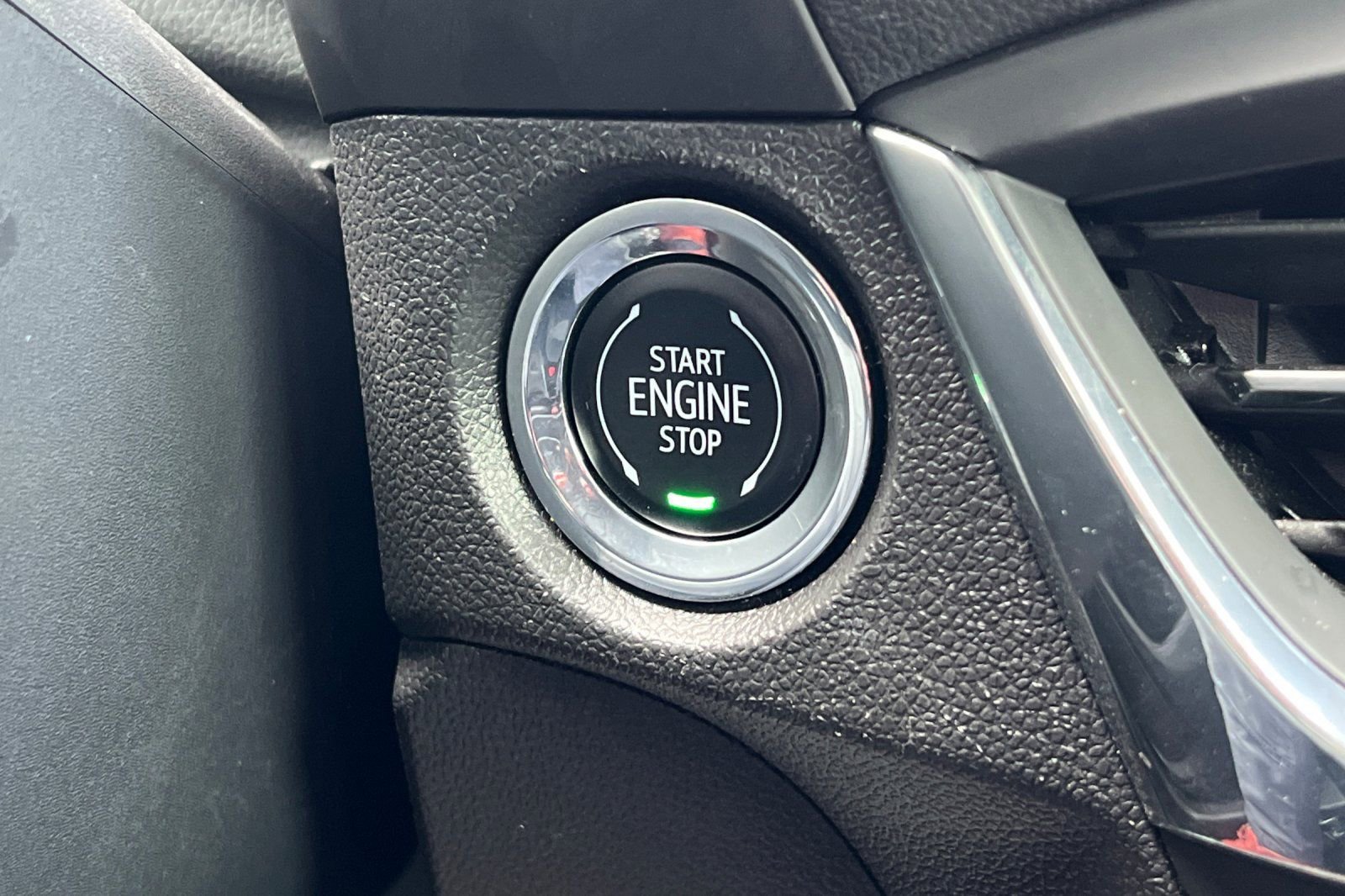 Used 2025 Buick Encore GX Preferred AWD/4WD image 29