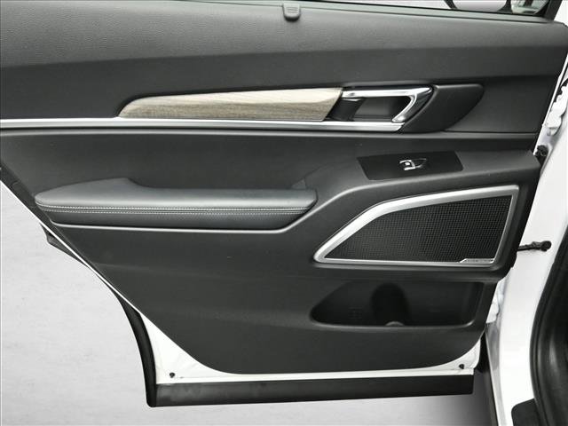 Used 2022 Kia Telluride EX w/ EX Premium Package image 23