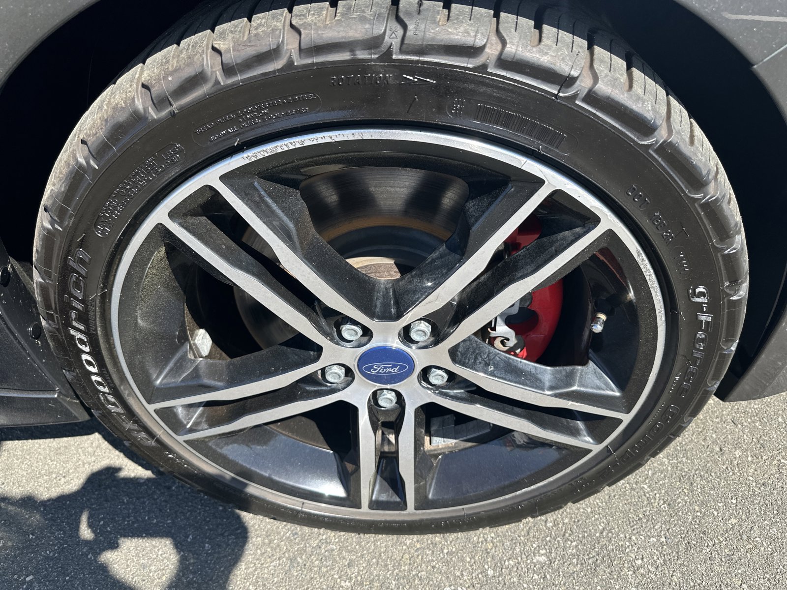 Used 2018 Ford Focus ST image 29