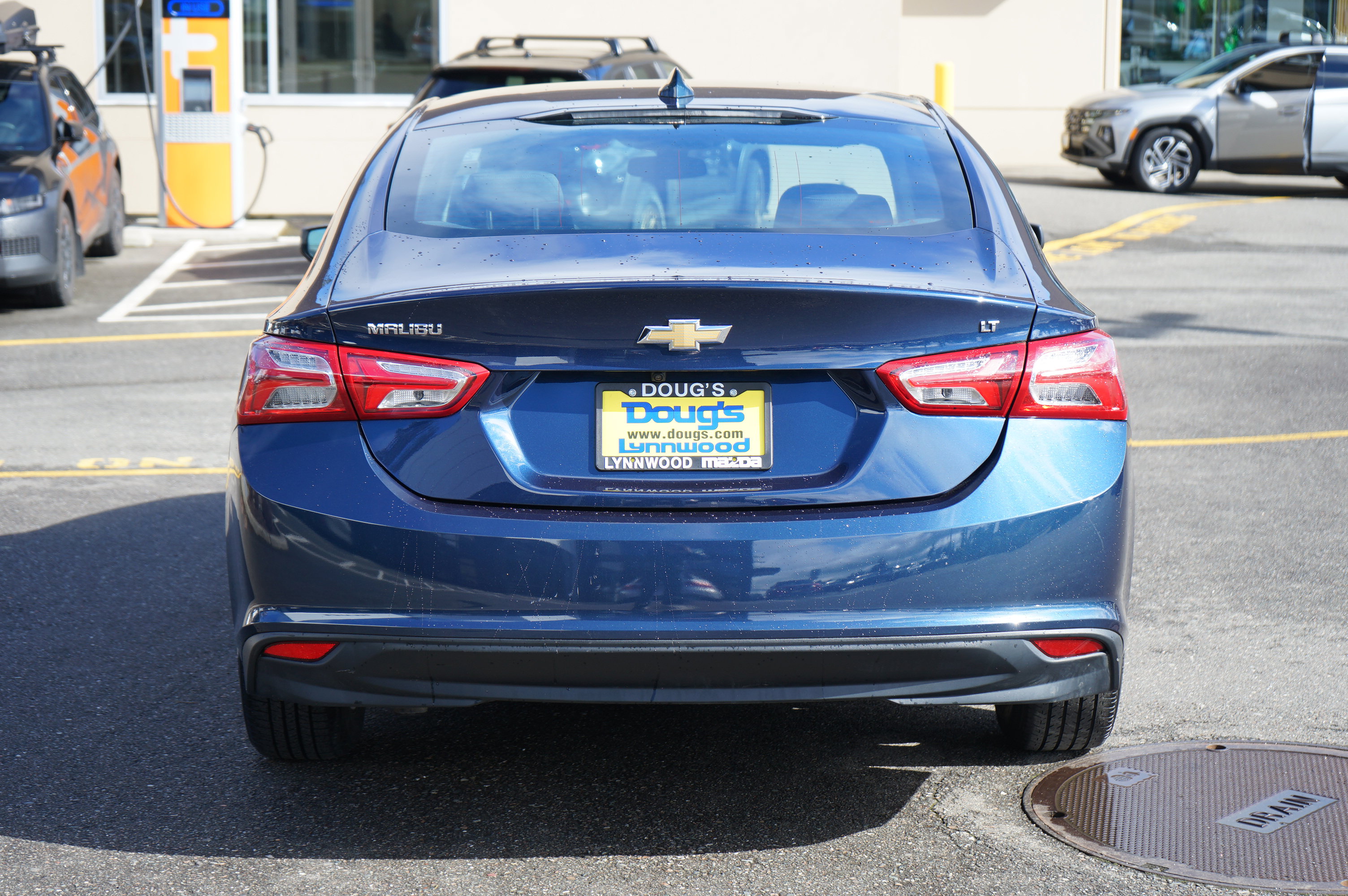 Used 2022 Chevrolet Malibu LT FWD image 5