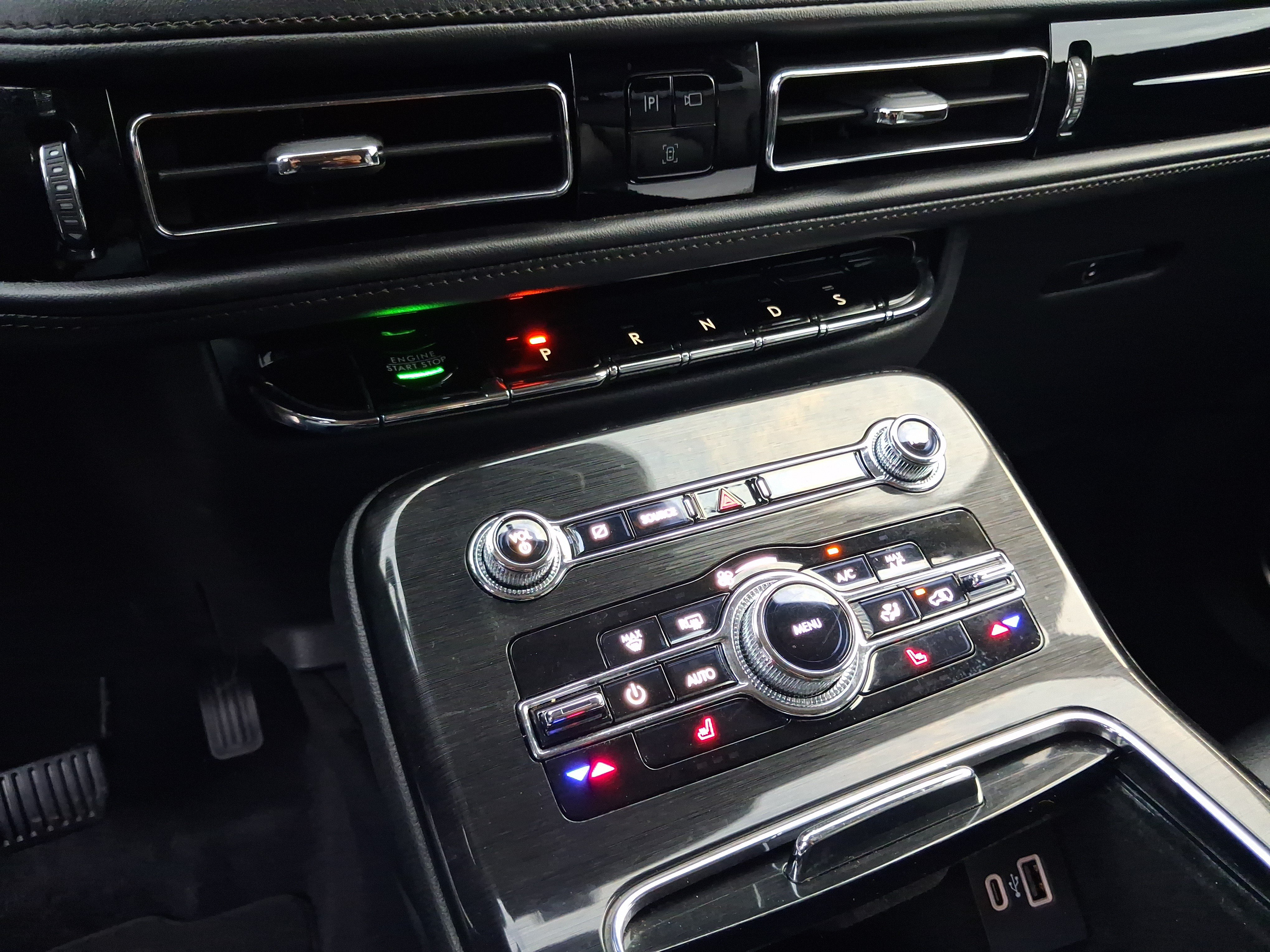 Certified 2023 Lincoln Nautilus AWD image 20
