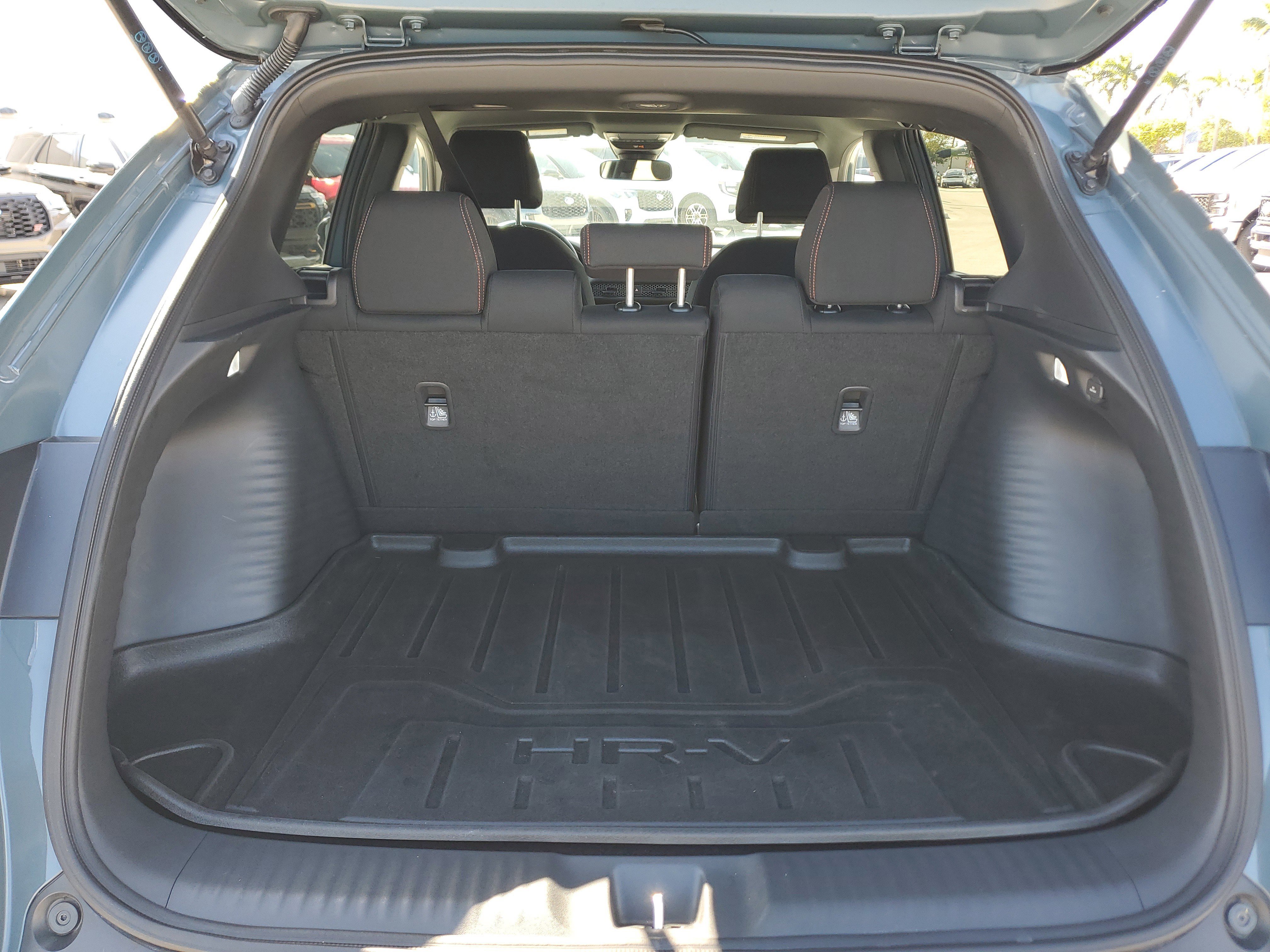 Used 2024 Honda HR-V Sport image 14