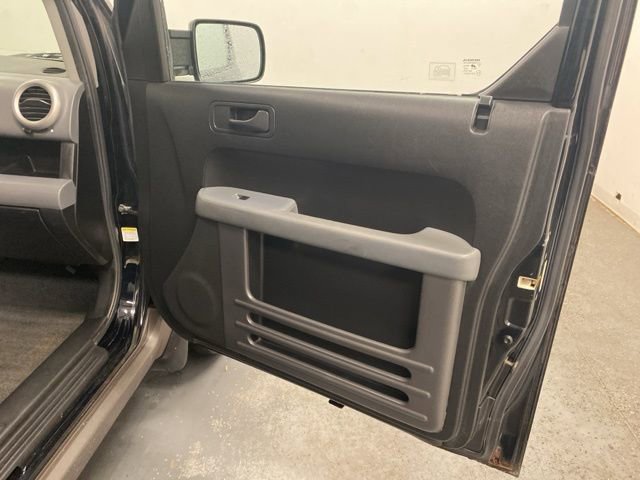 Used 2004 Honda Element EX image 19