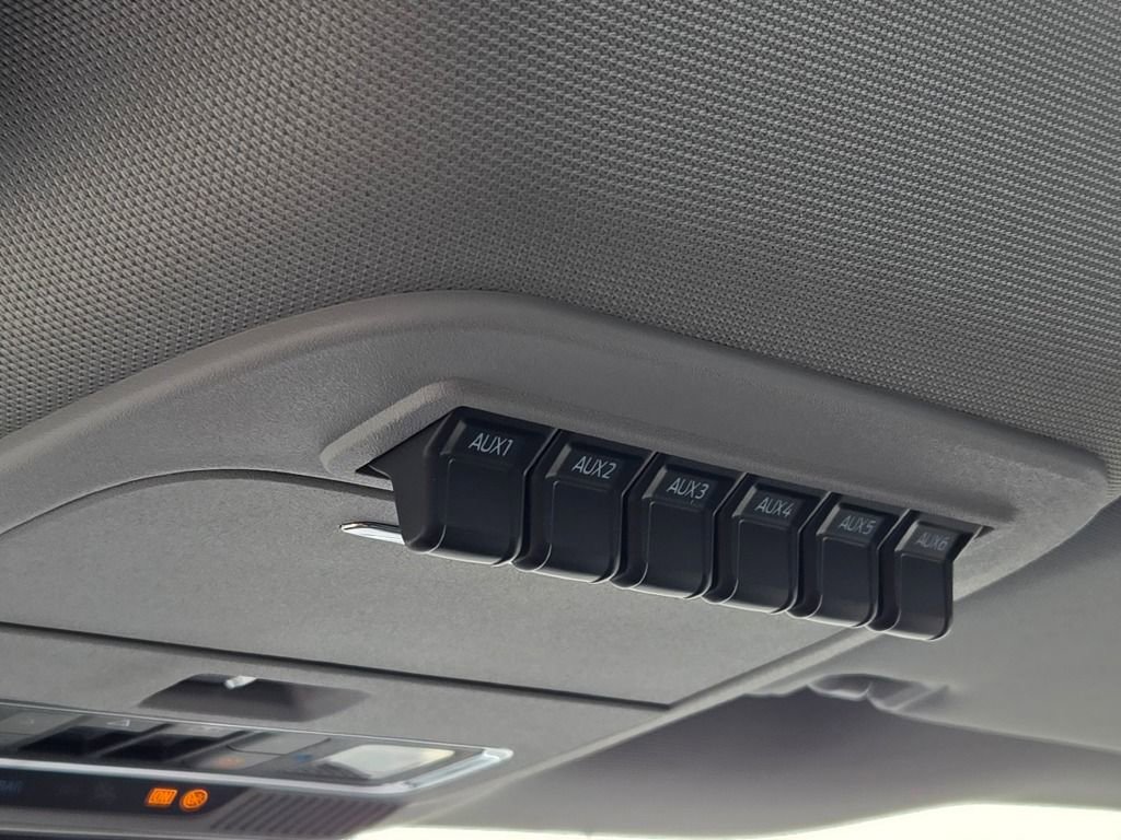 New 2026 Ford F350 Lariat w/ Tremor Off-Road Package image 32