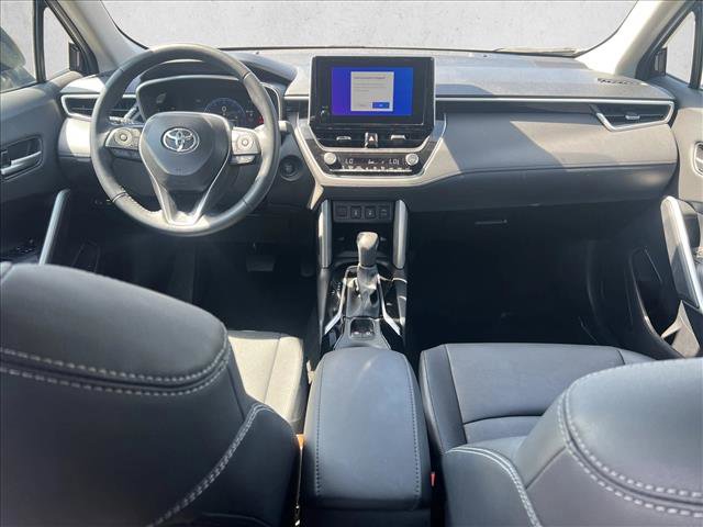 Certified 2025 Toyota Corolla Cross XLE image 19