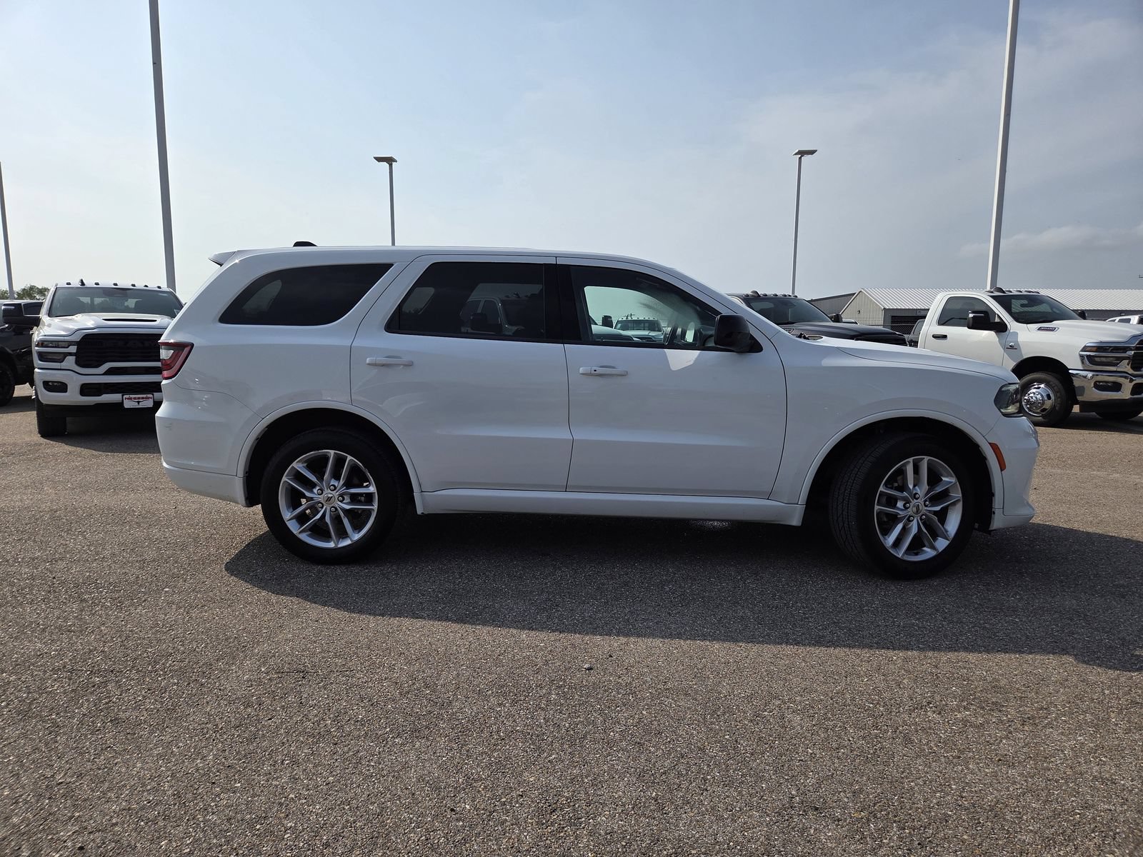 Used 2023 Dodge Durango GT AWD/4WD image 9