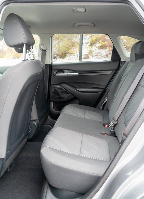 Used 2024 Kia Seltos LX image 12