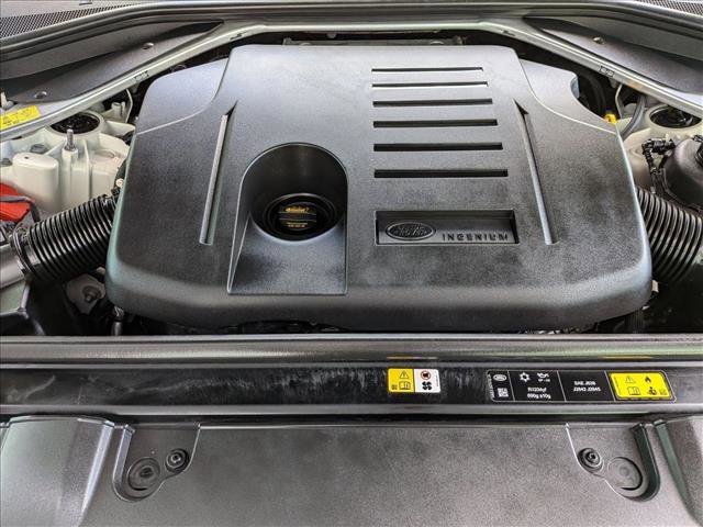 Certified 2023 Land Rover Range Rover SE image 24