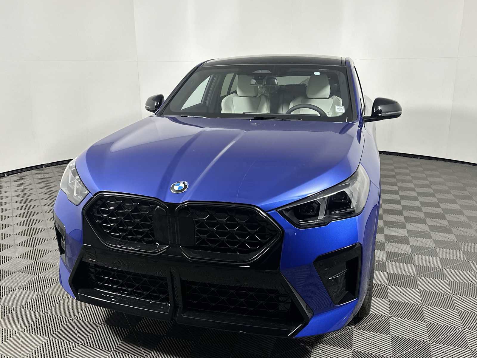 New 2026 BMW X2 xDrive28i w/ M Sport Package image 7